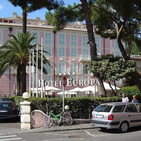Hotel Europa Design 1877 4*