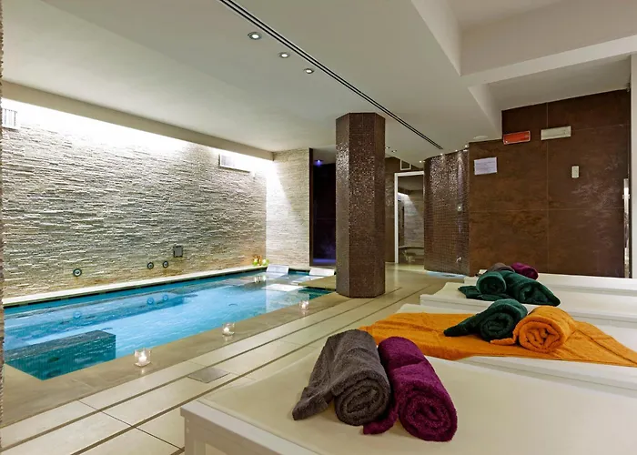 Europa Design 1877 4*